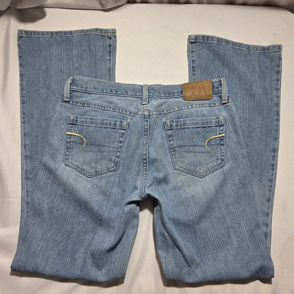 American‎ Eagle Vintage Y2K Low Rise Bootcut Jeans Light Wash Hipster Fit 8 Reg